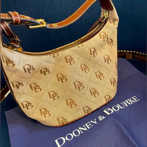 DOONEY BOURKE BUCKET BAG - Picture 2 of 9